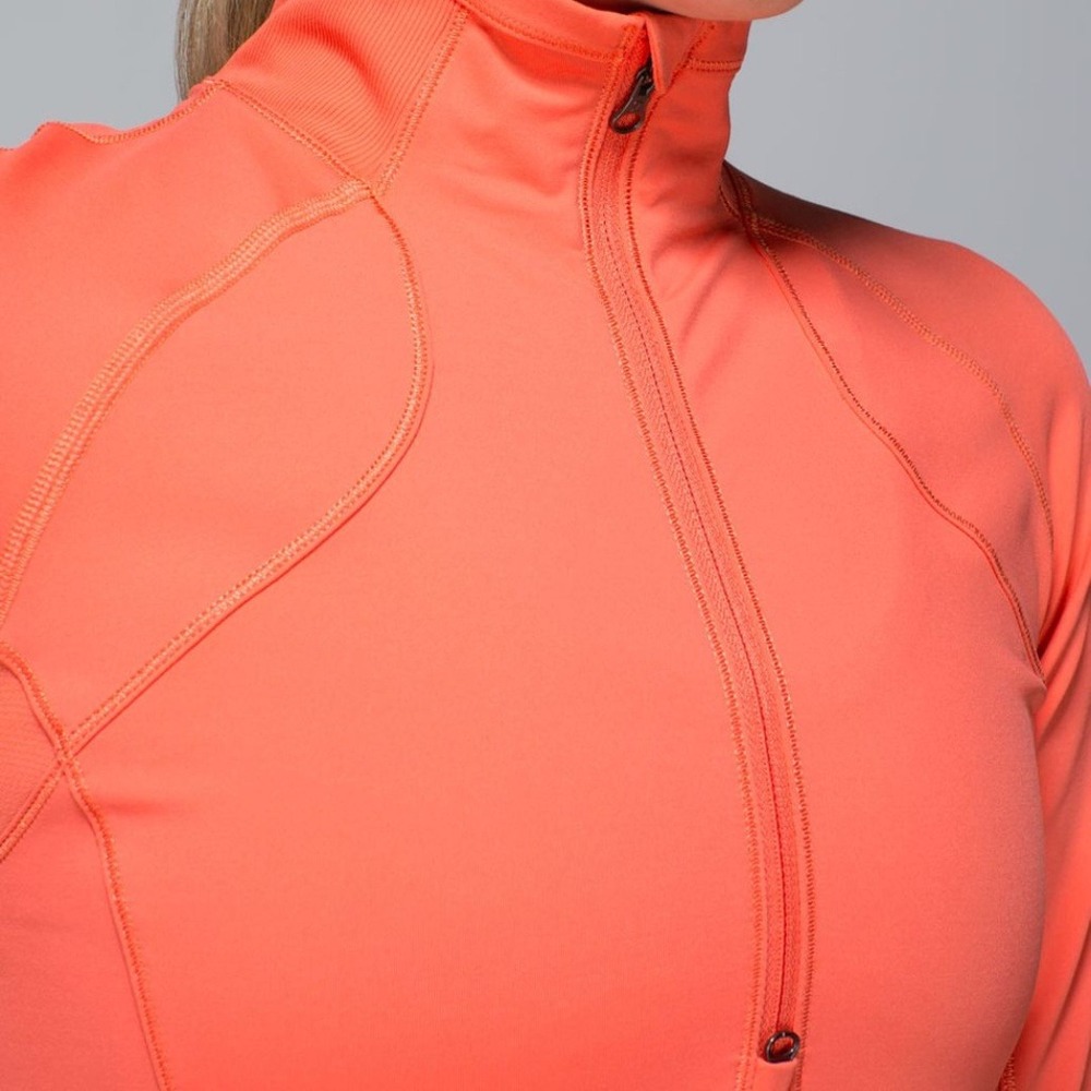 Lululemon | Race With Grace 1/2 Zip II Base Layer Athletic Jacket in Atomic Red - Picture 3 of 10